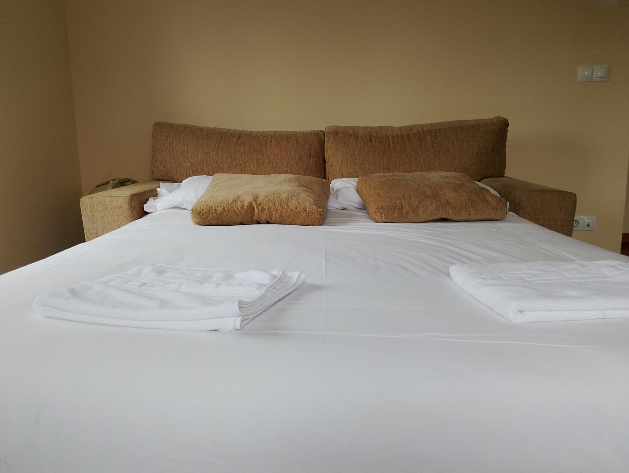 Cabalo Furado Tui Otel Dış mekan fotoğraf